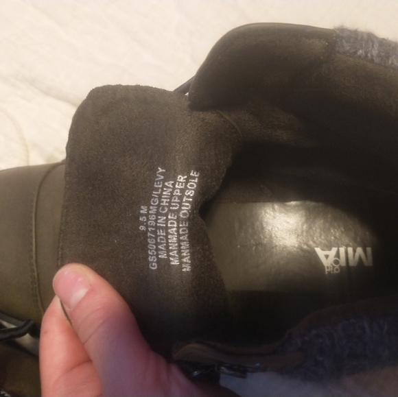 dark green combat style boots, size 9.5, MIA brand - Picture 9 of 9